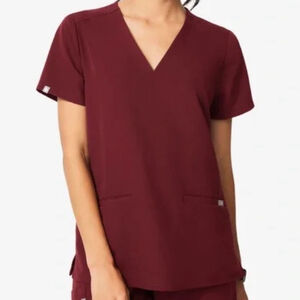 FIGS Casma Three Pocket Burgundy Scrub Top Technical Collection v-neck size XL